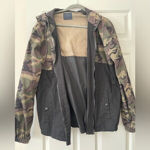 Nomad jacket, size L, camouflage pattern